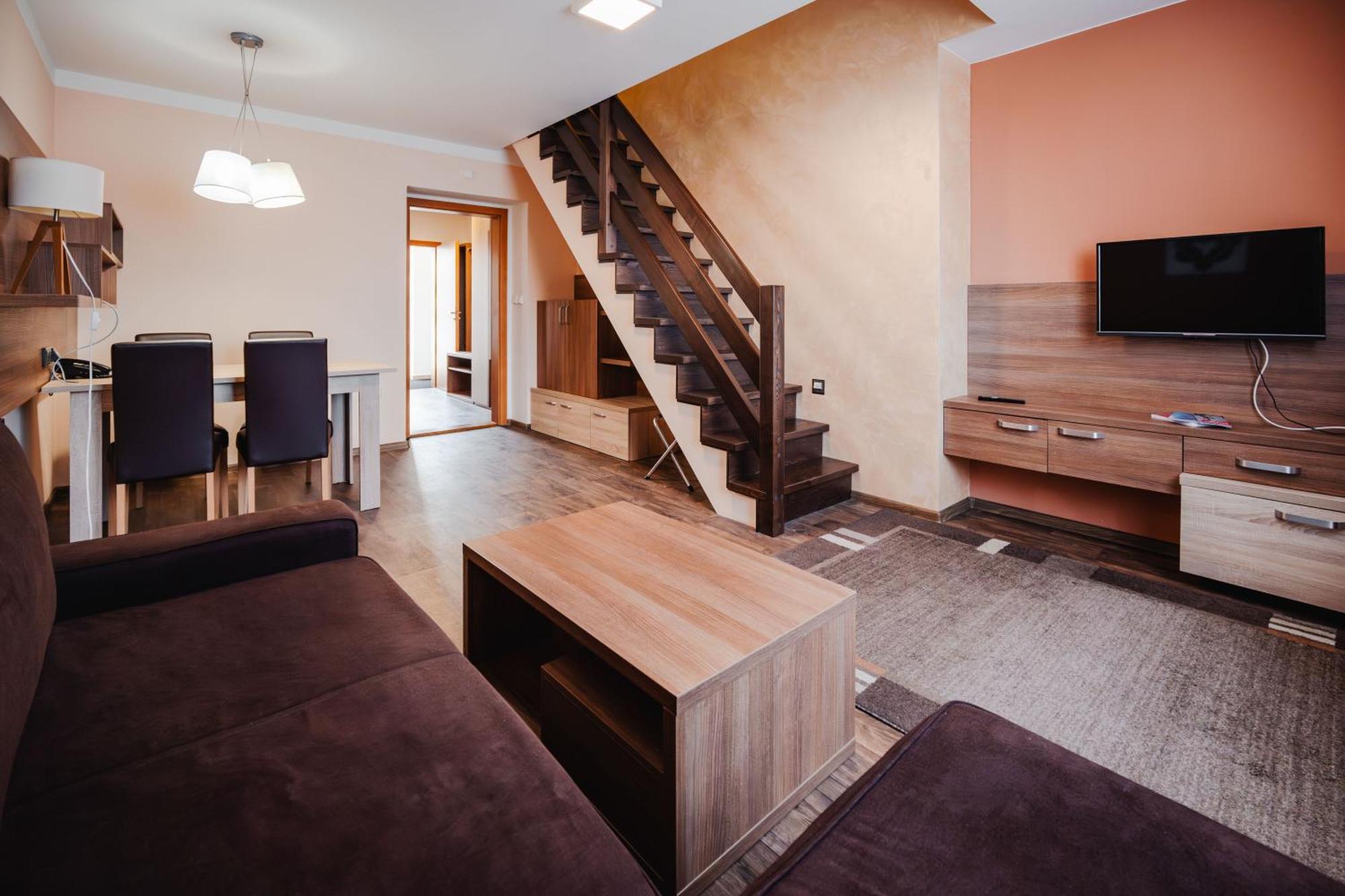אוסטרבה Hotel Palac Elektra מראה חיצוני תמונה